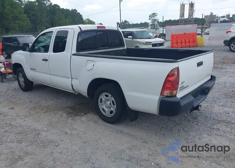 2015 Toyota Tacoma z USA, uszkodzony, nr VIN 5TFTX4CN0FX065793